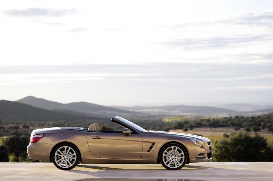  Mercedes-Benz SL-Class 2013 года  (фото 30 из 66)